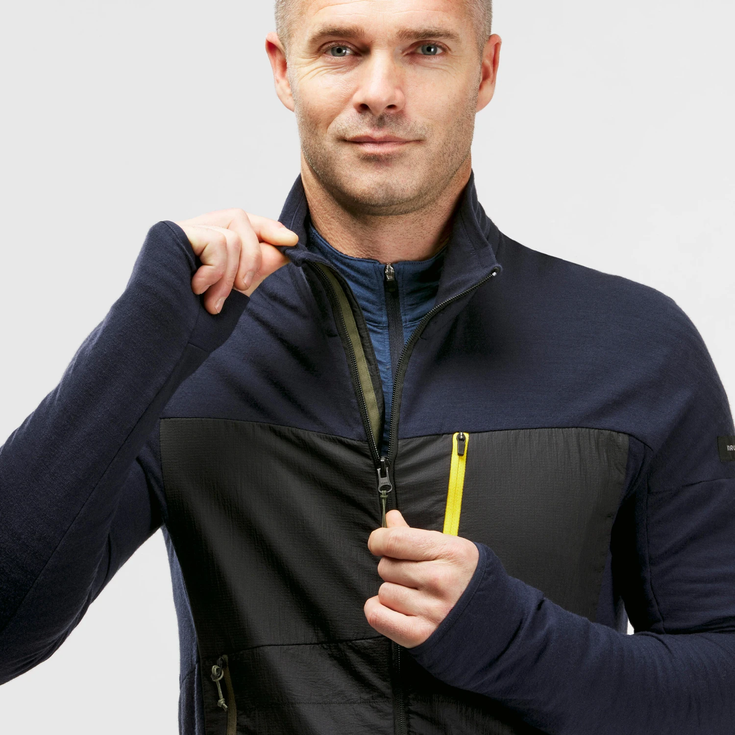 Men's MT900 Merino Wool Trekking Vest 8 Men's MT900 Merino Wool Trekking Vest - Image 6